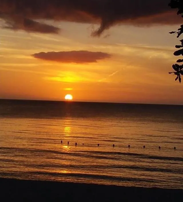 ** Hotel Coral Seas Beach Negril Jamajka
